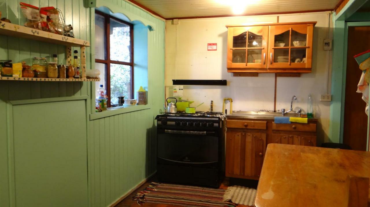 Hostal La Casa Del Carpintero Coñaripe Dış mekan fotoğraf